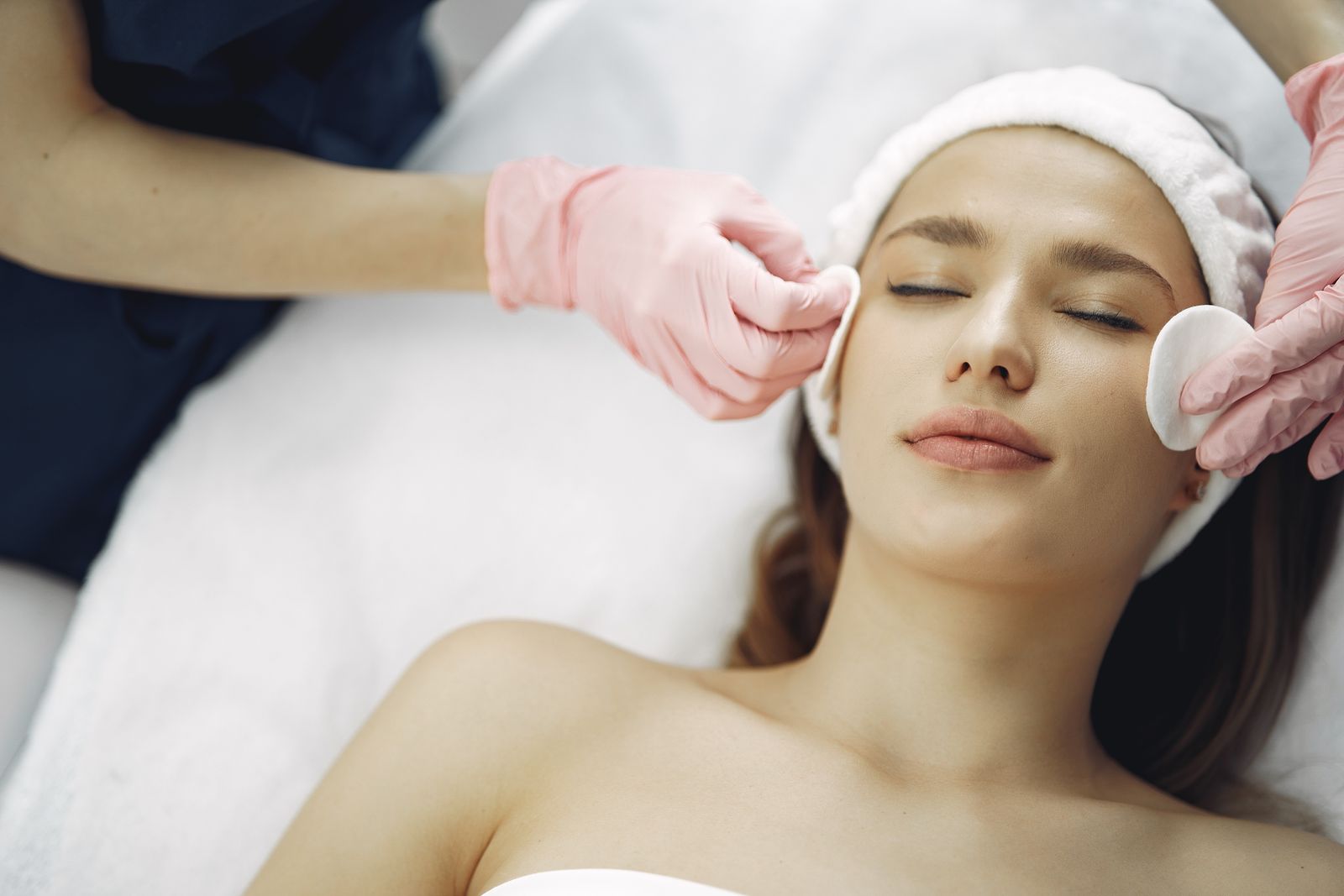 Tratamiento facial en spa